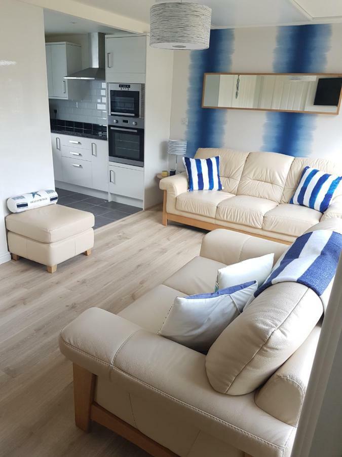 Cabin 246 Riverside, Glan Gwna Caeathro Екстериор снимка